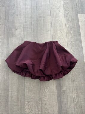 Zara Burgundy mini bubble skort